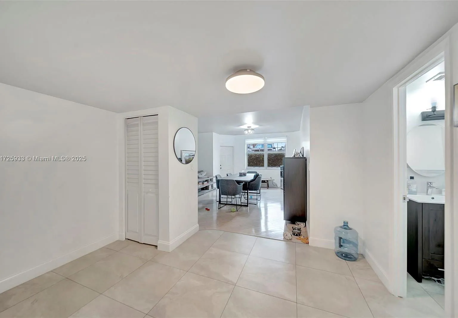 3 bed, 2.5 bath, 1780 sqft, $4,500 — Photo 3