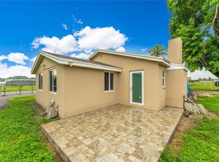 20040 SW 248th St, Homestead, FL 33031