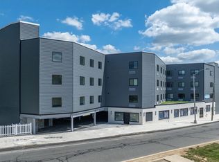 8327 Ridge Ave #412, Philadelphia, PA 19128