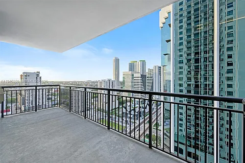 999 SW 1st Ave #2907 Photo 1