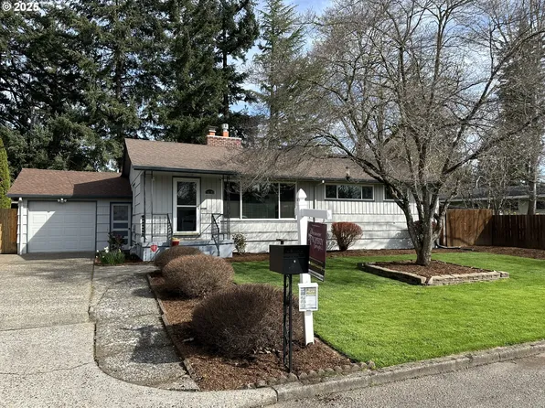 14105 SE Stephens St, Portland, OR 97233
