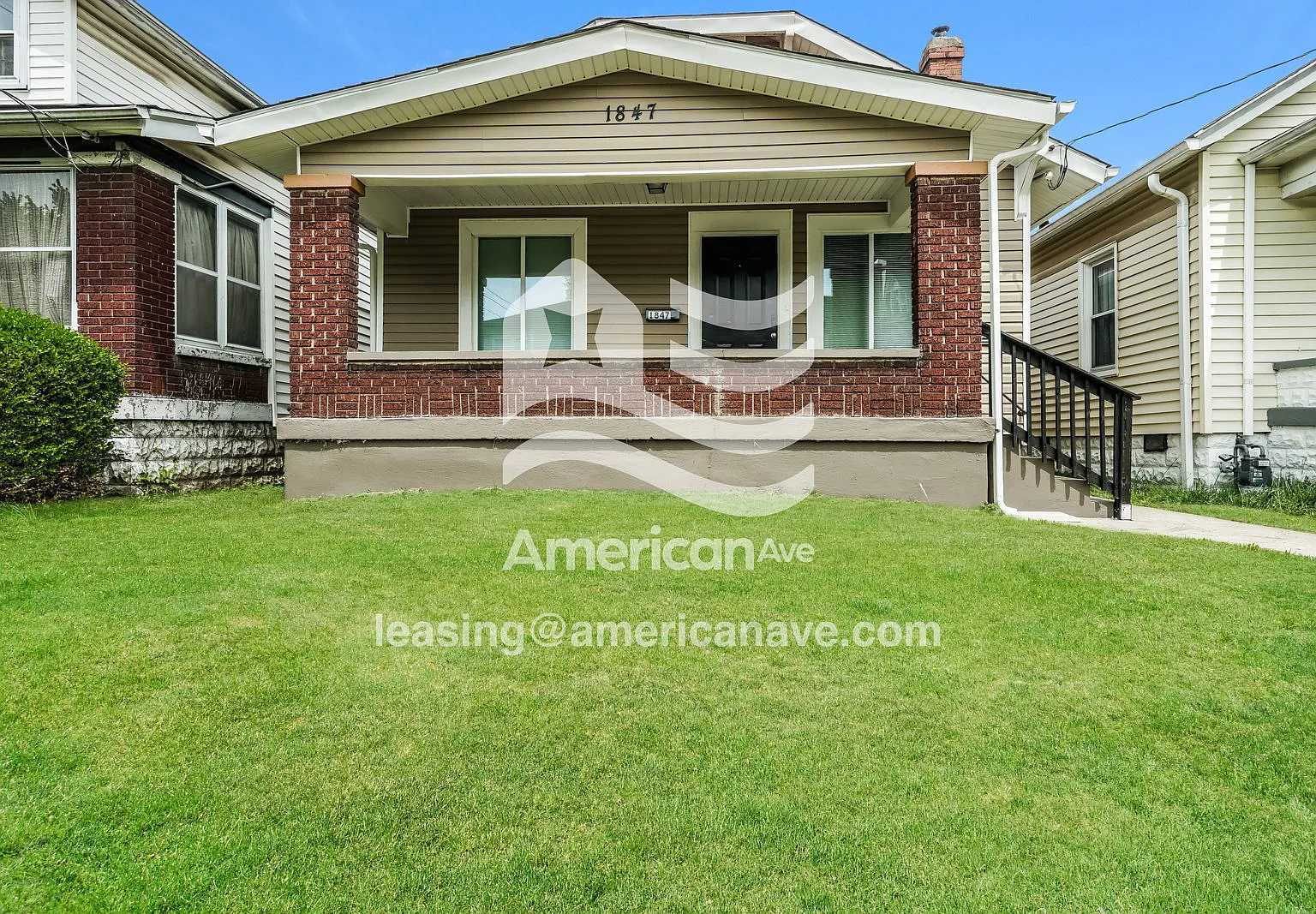 3 bed, 1.0 bath, 1008 sqft, $1,325 — Photo 1
