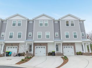 4309 Pinter Ln, Norfolk, VA 23518