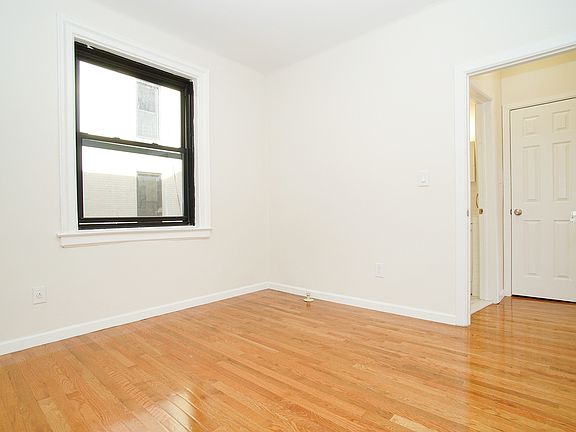 3rd image of 736 W 173rd St APT A45