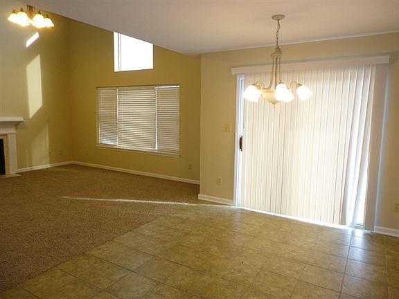 4th image of 17725 Cedarbrook Dr