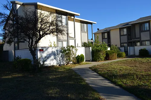1924 Manor Pl #1 Photo 1