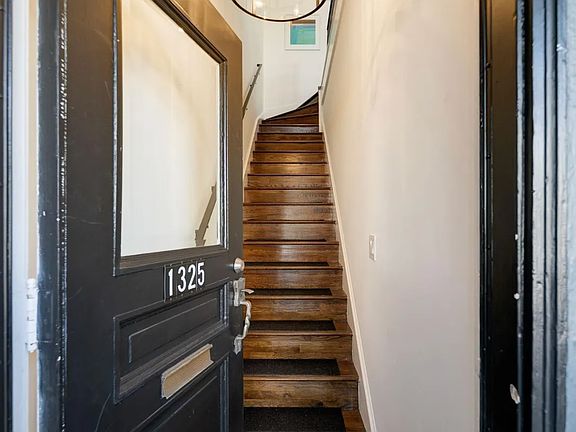 3rd image of 1325 California St #1