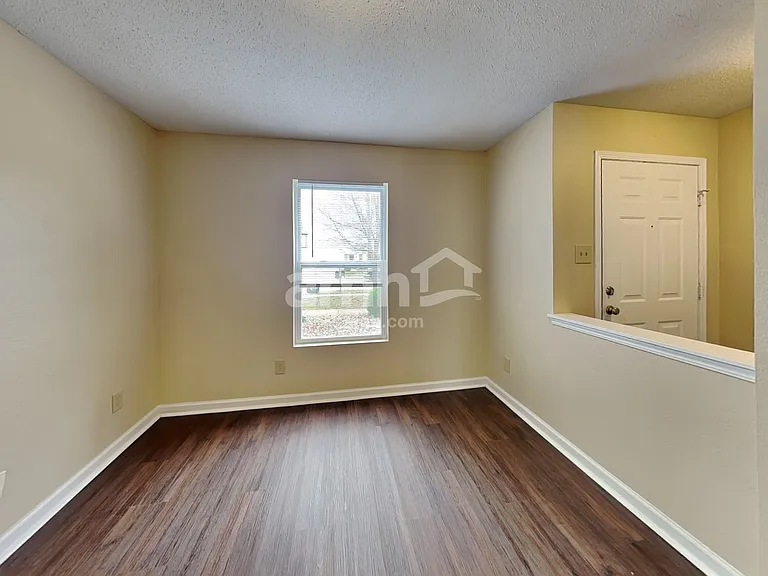 933 Balto Dr — Photo 8