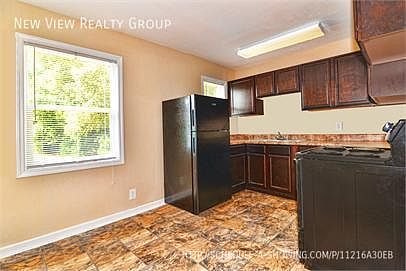 3rd image of 1262 Baugh St APT D