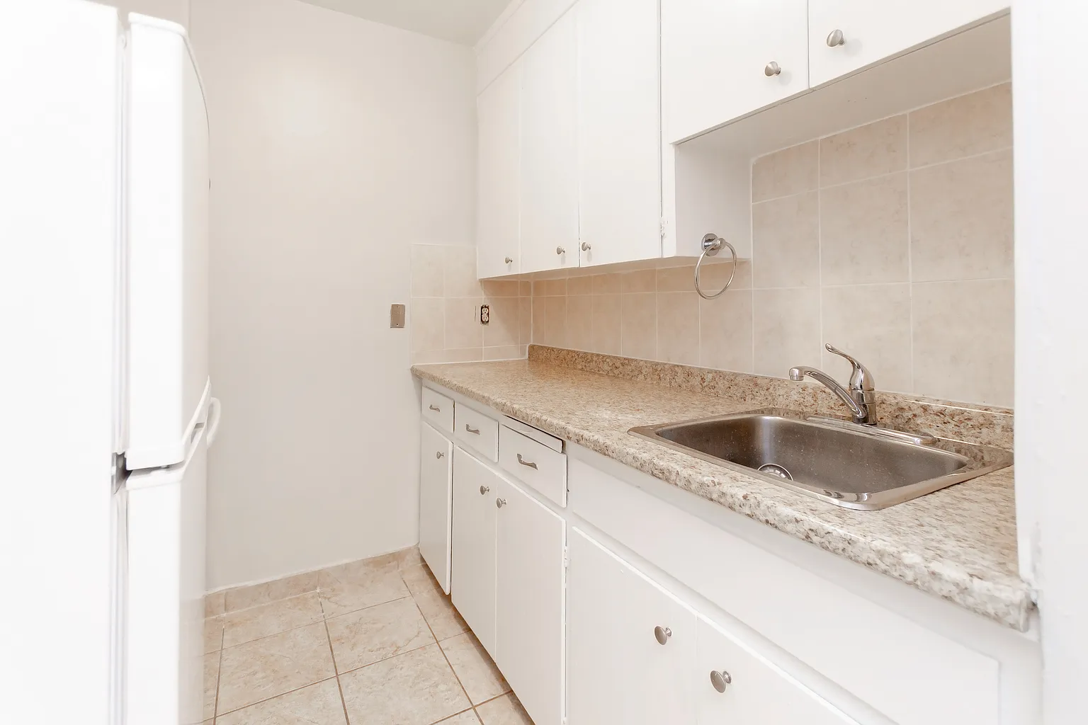 120 Grand Ave #3-Bedroom photo 1