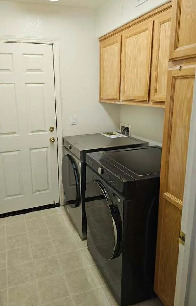 1 bed, 154 sqft, $1,000 — Photo 3