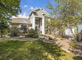 911 Thornapple Club Ct SE, Ada, MI 49301