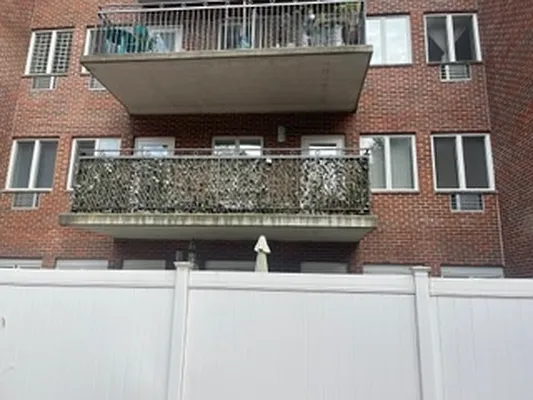 Rented by Landmark Manhattan Realty Corp | media 36