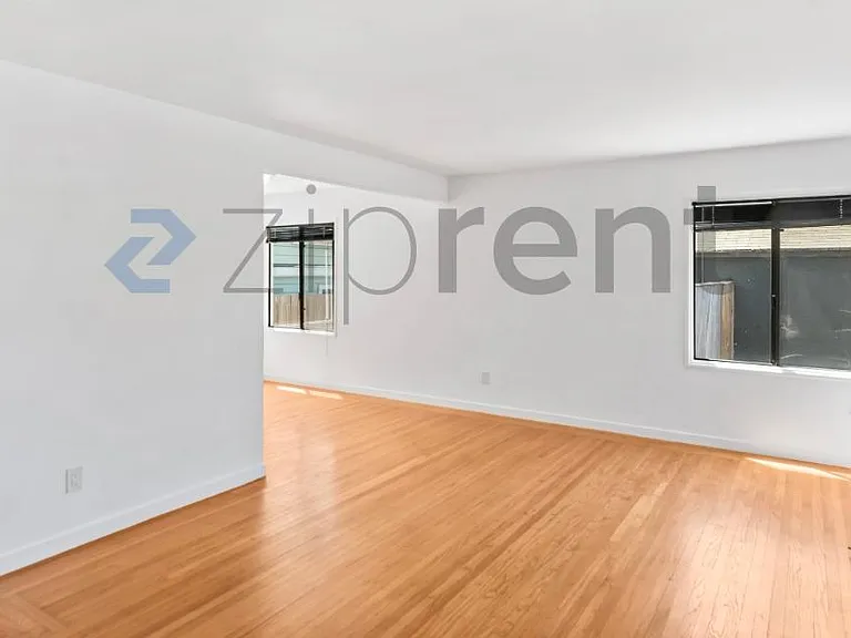 905 61st St #905 — Photo 6