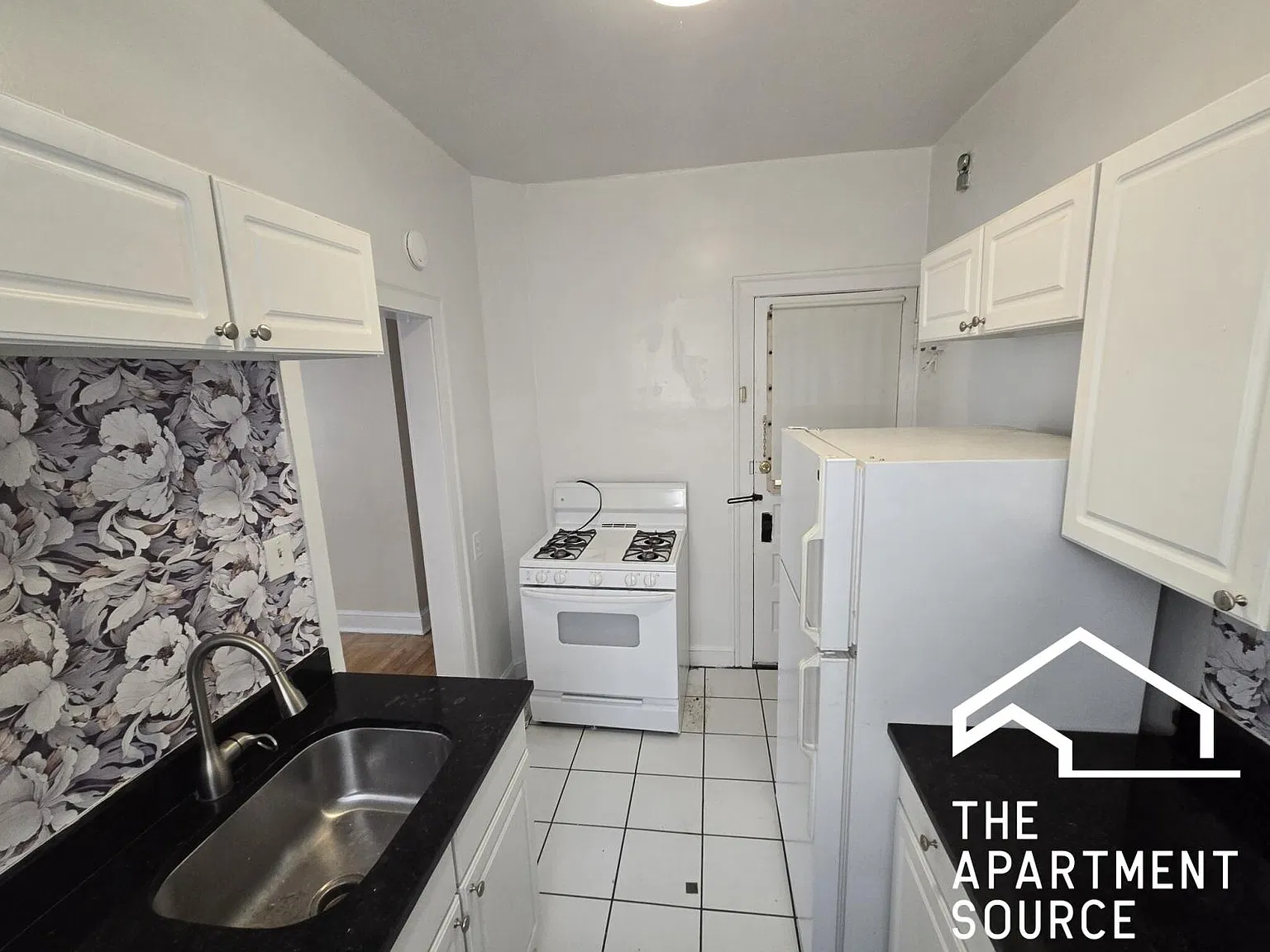 1456 Oak Avenue #3S — Photo 2