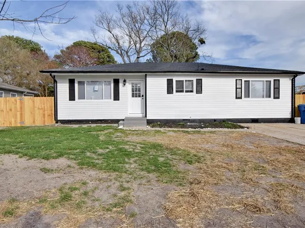 824 Aragona Blvd, Virginia Beach, VA 23455