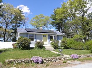 45 Overview Dr, Coventry, RI 02816