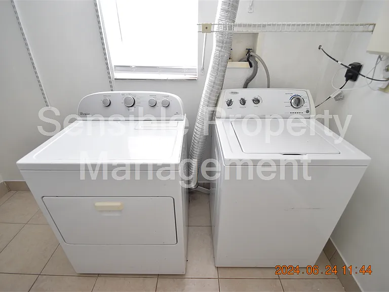 2926 51st St S #1 — Photo 30