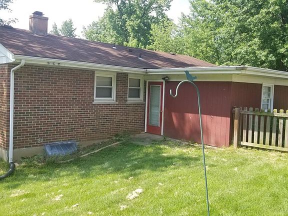3rd image of 70 Saint Benedict Ln