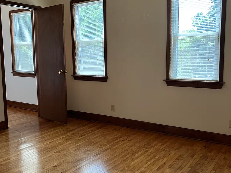 3208 W Mount Vernon Ave — Photo 16