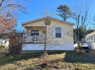 200 Roberts Rd, Toms River, NJ 08755