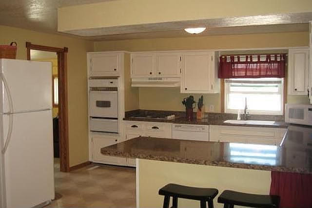 Eat in Kitchen