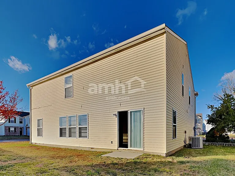 9141 Cherry Grove Ct — Photo 20