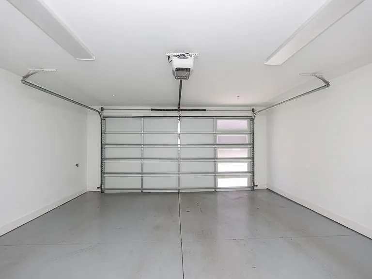 1145 Kirkwood Ave SE #14 — Photo 52