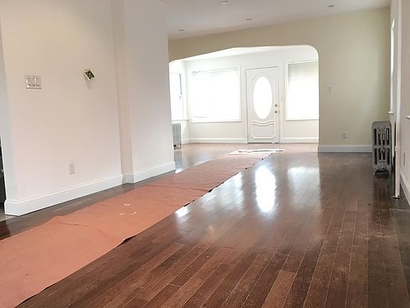 2nd image of 14409 119th Ave