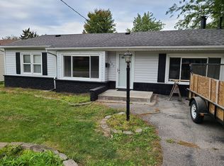 1007 Sheridan Rd, Pekin, IL 61554