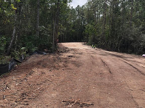 4th image of 10970 SKYLARK Drive