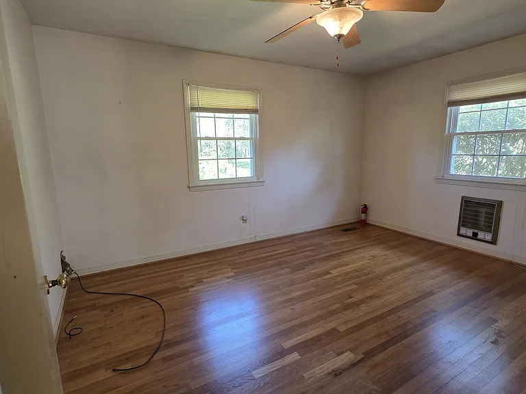 5004 Holmes Ave NW — Photo 18