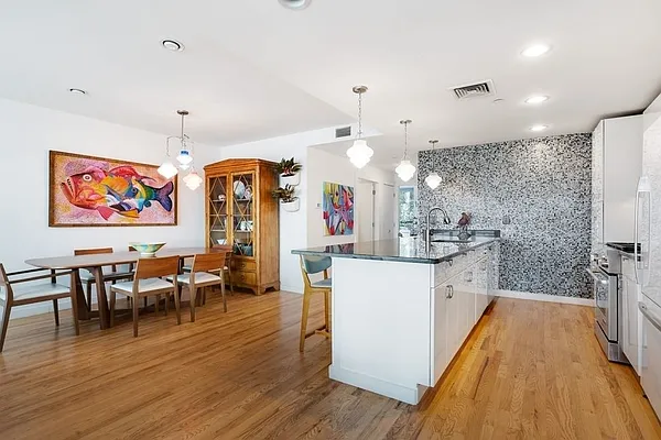 Sold by Prevu Real Estate, LLC | media 1