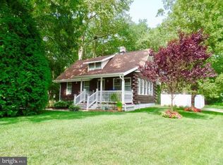 11 Hawk Ave, Bayville, NJ 08721