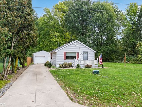 4th image of 4679 Albert Ave