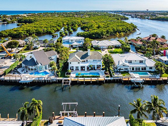 3rd image of 11 Inlet Cay Drive