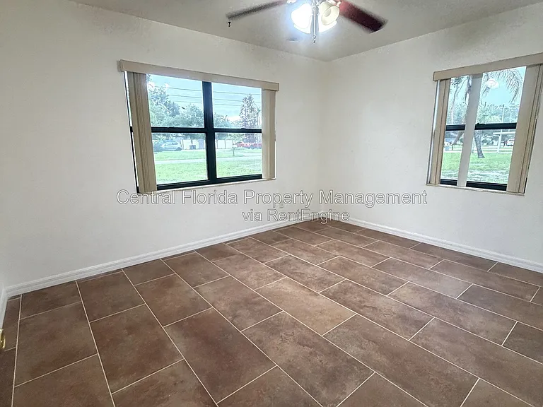 2615 Grove Ave — Photo 13