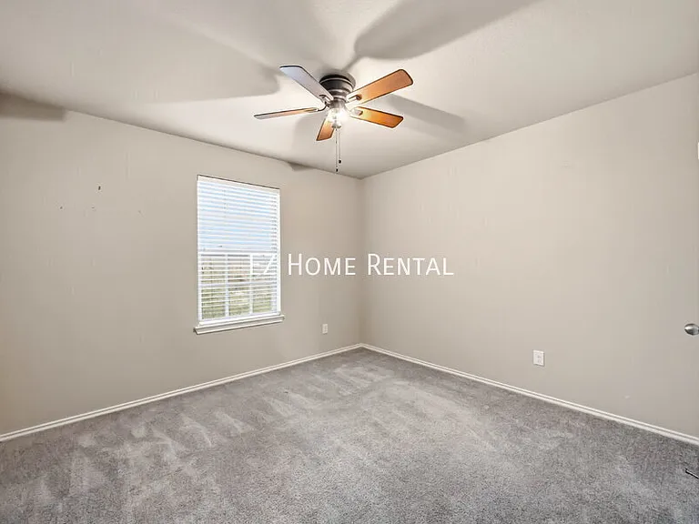 21615 Cavallo Ln — Photo 17