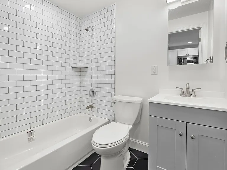 173 Van Horne St #2 — Photo 6