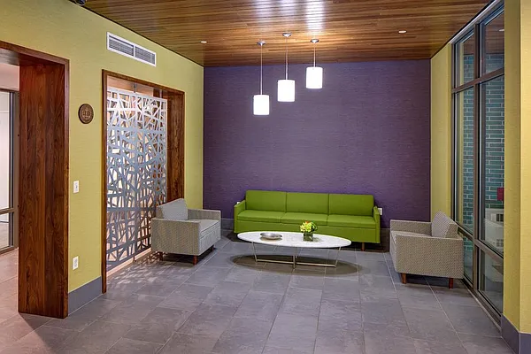 Rented by Lisa Management | media 15