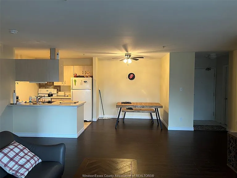 1535 Grand Marais Rd W #304 — Photo 10