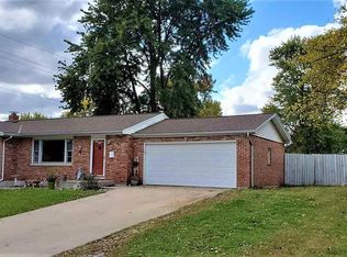 442 Poinsettia Dr, Quincy, IL 62305