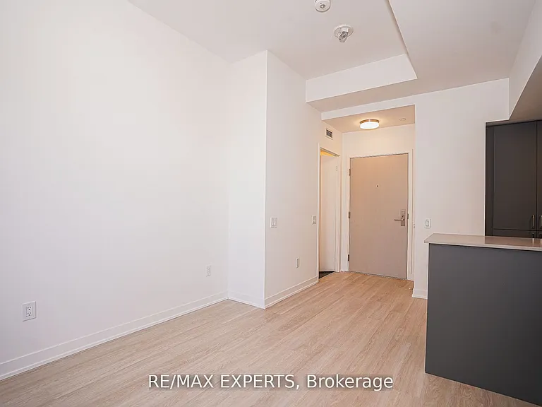 500 Wilson Ave #532 — Photo 4