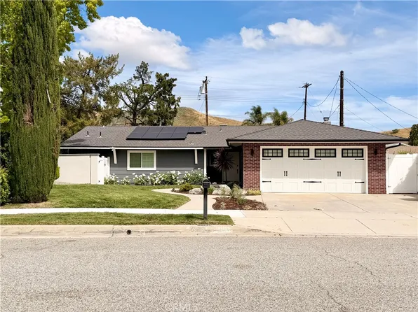 26111 Hatmor Dr, Calabasas, CA 91302