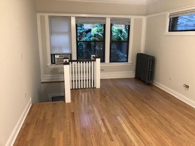 1st image of 755 W Buena Ave APT 103