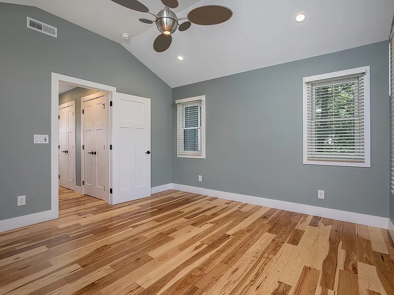 70 Forest Hill Dr — Photo 17