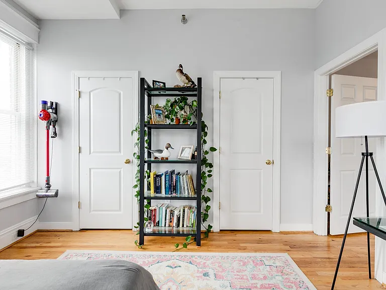 1301 Porter St #301 — Photo 12