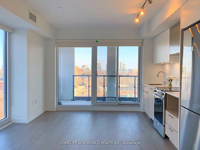 251 Jarvis St #809 — Photo 8