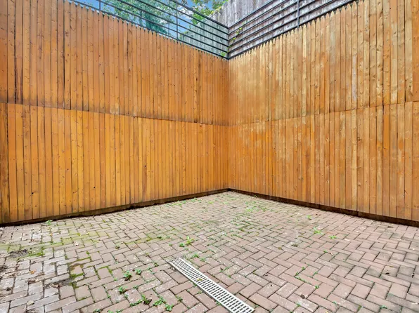 362 12th Street image 13 of 18