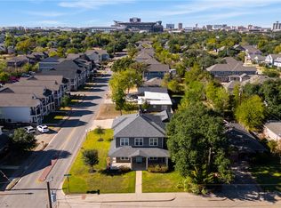 915 Fairview Ave, College Station, TX 77840